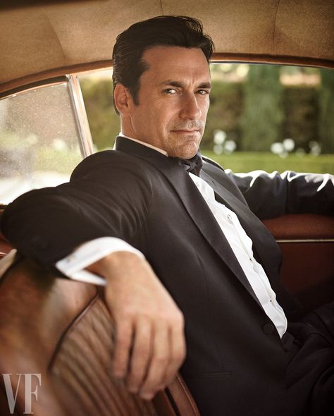 Million Dollar Arm Star Jon Hamm Moves Into Leading-Man Territory | June 2014 Nicole Richie, Richard Armitage, John Hamm, Don Draper, Mad Men Fashion, Jon Hamm, Richard Madden, Sharp Dressed Man, E Card