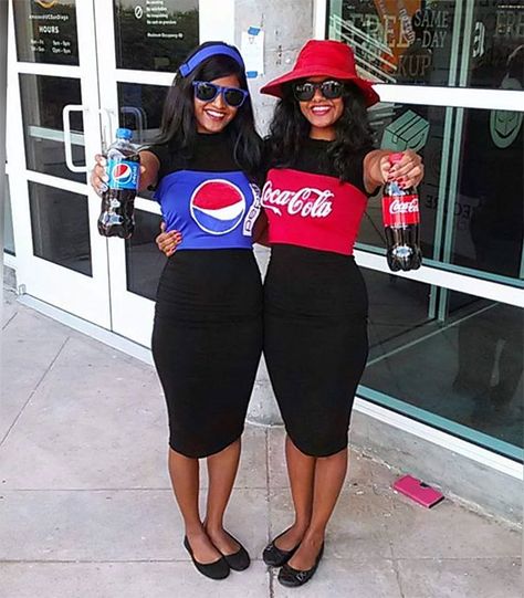 Pepsi Outfit, Delicate Outfits, Twin Day Outfits, Costumes For Work, Kostum Halloween, Halloween Costumes For Work, Costume Carnaval, Duo Halloween Costumes, Cute Couple Halloween Costumes