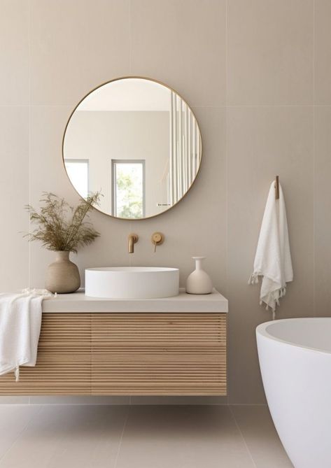 Neutral Small Bathroom, Classic Small Bathroom, Cream Bathroom Ideas, Scandi Bathroom, Coastal Bathroom Design, Bathroom Upstairs, Cream Bathroom, Bathroom Elegant, Bathroom Luxury