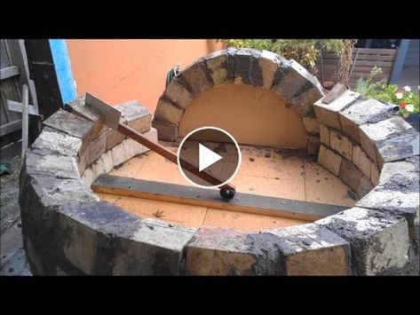 Pizza Oven Fireplace, Woodfired Pizza Oven, Brick Pizza Oven Outdoor, Pizza Oven Plans, Pizza Oven Outdoor Diy, Stone Pizza Oven, Build A Pizza Oven, Pizza Oven Outdoor Kitchen, Brick Oven Outdoor