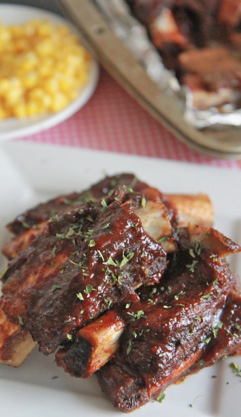 oven baked beef ribs bbq recipe Oven Baked Beef Ribs, Baked Beef Ribs, Bbq Beef Ribs, Beef Ribs Recipe, Beef Short Rib Recipes, Divas Can Cook, Short Ribs Recipe, Baked Ribs, Diner Recept