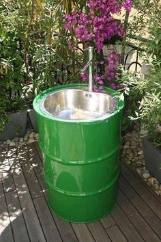 Recycled Barrel, Modern Backyard Design, Barrel Sink, Outdoor Kitchen Sink, Garden Sink, Oil Barrel, Outdoor Sinks, Backyard Designs, Oil Drum