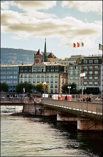 Geneva City, Switzerland Geneva, Travel Switzerland, United Nations Headquarters, Switzerland Vacation, Geneva Switzerland, Switzerland Travel, Lake Geneva, Beaux Villages