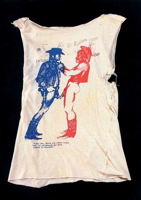 A brief history of the political t-shirt Westwood Vivienne, Cowboy Shirt, Fur Clothing, Cowboy Outfits, Mode Inspo, Cute Fits, Vivienne Westwood, Look Cool, Paris Fashion