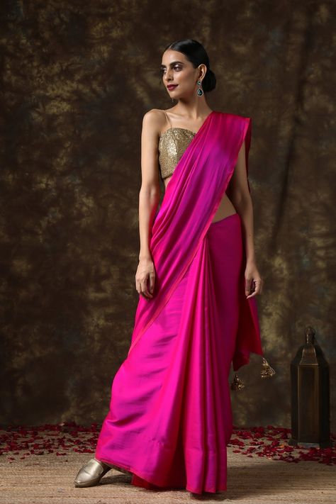 Buy Plain Silk Two Tone and Reversible Soft Silk Saree in Hot Pink Online in India - Etsy Black Net Saree, Gold Sequin Blouse, Bridesmaid Saree, Saree Jewellery, Plain Saree, Perfect Blouse, Satin Saree, Red Saree, Saree Look