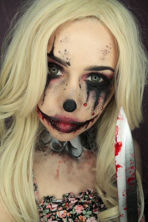 Scary Circus Makeup, Blood Clown Makeup, Clown Makeup With Blood, Zombie Clown Makeup, Scary Doll Makeup Halloween, Hot Clown Makeup, Horror Clown Makeup, Scary Doll Makeup, Facepainting Halloween