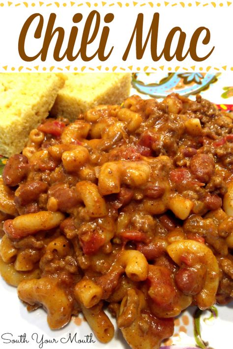 Creamy, cheesy, easy Chili Mac recipe with ground beef, chili beans and seasoning, macaroni pasta and gobs of cheese. #chilimac #chili #easy #groundbeef Easy Chili Mac Recipe, Chili Mac Recipe Easy, Chilli Mac, Easy Chili Mac, Chili Macaroni, Recipe With Ground Beef, Chili Mac Recipe, Ground Beef Chili, Chili Mac And Cheese