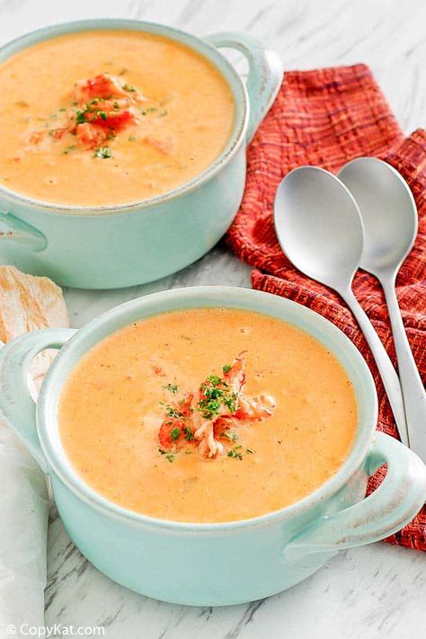 Make the best crawfish bisque with this easy Pappadeaux copycat recipe. Enjoy a thick, rich, creamy, and deeply flavored crawfish soup for lunch or dinner. #crawfish #shellfish #bisque #souprecipeseasy #souprecipes #copycat #copycatrecipes #southernfood Pappasitos Recipes, Pappadeaux Recipe Copycat, Papadeaux Recipes, Crawfish Fries, Crawfish Bisque Recipe, Crawfish Soup, Pappadeaux Recipe, Creole Dishes, Crawfish Bisque