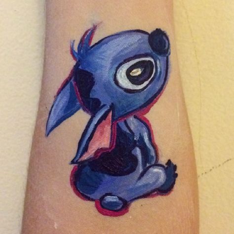 Stitch Face Paint, Random Hacks, Face Painting Easy, Kids Face Paint, Face Paintings, Painting Easy, Easy Stitch, Body Painting, Face Painting