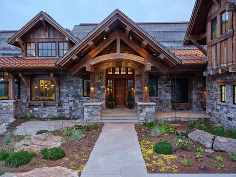 Locati Architects, One Kindesign, Timber Frame Cabin, Mountain Modern Home, Mountain Home Exterior, Montana Homes, Mediterranean Style Home, Mountain Modern, Mountain Homes