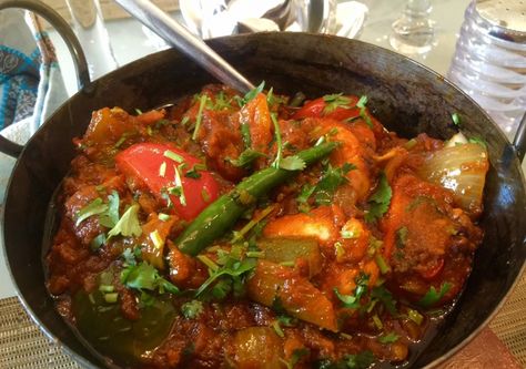 Jalfrezi Curry, Chicken Jalfrezi Recipe, Indian Curry Recipes, Jalfrezi Recipe, Chicken Jalfrezi, Indian Chicken Dishes, Cream Sauces, Curry Recipes Indian, Indian Chicken