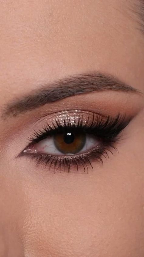 Bridesmaids Make Up Brown Eyes, Step By Step Eye Makeup Tutorial, Natural Party Makeup Looks, Eye Makeup Steps Natural, Eyemakeup Brown Natural, Daytime Eye Makeup Natural Looks, Day Party Makeup Look, Simple Elegant Eye Makeup, Brown Eyed Makeup Looks