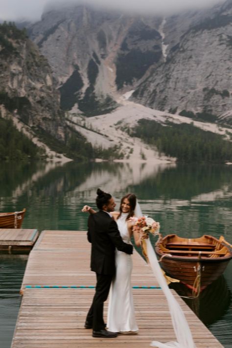 European Elopement Photography | If you dream of saying "I do" in a romantic European setting, this is the perfect European elopement guide for you! Learn how to elope in Europe easily! Find european elopement, european elopement destinations, european elopement photos, Dolomites Italy photography, and Dolomites Italy wedding. Lets start planning your stunning Italian Dolomites elopement at kyndalcapps.com! Dolomites Wedding Photography, Eloping In Greece, Travel Elopement, Cheap Elopement Ideas, Dolomites Elopement, Spain Elopement, European Elopement, Eloping In Italy, Elopement Destinations