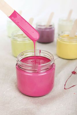 [Credit: ©iStockphoto.com/GeorgePeters] Make Your Own Chalk Paint, Diy Chalk Paint Recipe, Make Chalk Paint, Chalk Paint Recipe, Homemade Chalk Paint, Homemade Chalk, Homemade Paint, Diy Chalk, Chalk Paint Projects