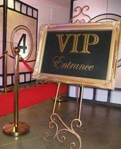 Tema: Hollywood Old Hollywood Party, Mafia Party, Hollywood Prom, Deco Cinema, Red Carpet Theme, Hollywood Birthday, Hollywood Party Theme, Prom Themes, 8th Grade Dance