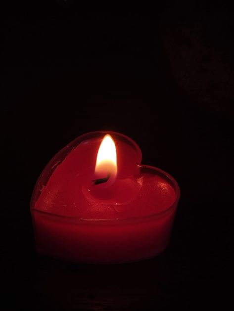 Valentines Day Dark Aesthetic, Heart Candles Aesthetic, Hearth Aesthetic, Red Aesthetic Lana Del Rey, Dark Valentines Aesthetic, Candles Aesthetic Dark, Imagine Tattoo, Coquette Candle, Red Heart Candles