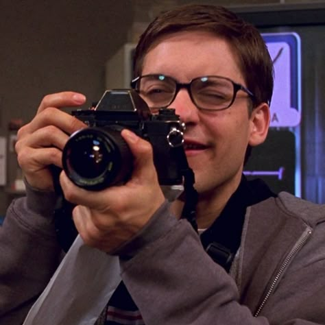 Toby Maguire, Tobey Maguire Spiderman, Bully Maguire, Spiderman Tobey, Spider Man Tobey Maguire, Spider Man Trilogy, Peter Parker Spiderman, Avengers Characters, Bug Boy