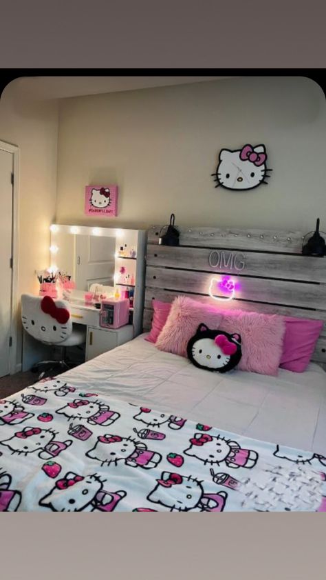 Hello Kitty Room Decor, Bedroom Ideas For Small Rooms Cozy, Hello Kitty Bed, Hello Kitty Bedroom, Images Hello Kitty, Hello Kitty Rooms, Chill Room, Cute Bedroom Ideas, Room Redesign