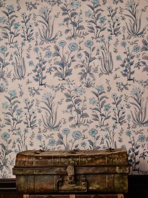 Sabyasachi Wallpaper, Country Farmhouse Exterior, Sabyasachi Mukherji, Wallpaper Designs For Walls, Wallpaper For Wall, House Interior Design Styles, Asian Paints, Luxury Homes Interior, Embroidered Cushions