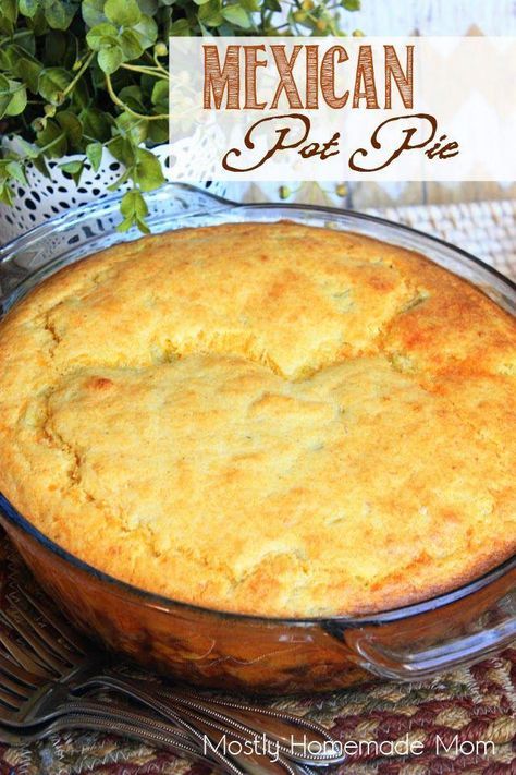 Cornbread Topping, Cheddar Cornbread, Authentic Mexican Recipes, Tamale Pie, Gateaux Cake, Hearty Dinner, Dinner Easy, Easy Casserole Recipes, Mexican Food Recipes Authentic