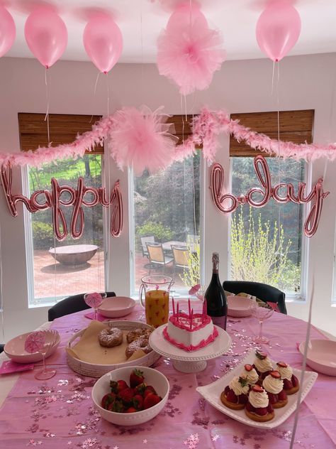 Girly Bday Themes, 18th Sleepover Birthday Party Ideas, 18th Birthday Inspiration, Pink Brunch Birthday Party, Pink Theme Bday Party, Girly 21 Birthday Ideas, Girly Decorations Party, Breakfast And Pjs Birthday Party, 22nd Party Ideas