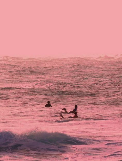 Pastel Pink Beach Aesthetic, Summer Widgets Pink, Pink Surfing Aesthetic, Beachy Pink Wallpaper, Hot Pink Beach Aesthetic, Summer Playlist Covers Aesthetic Beach, Pink Surfer Aesthetic, Summer Vibes Pink, Beach Pink Aesthetic