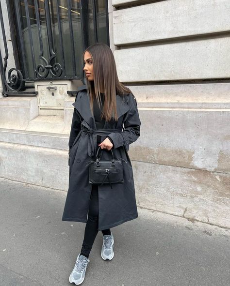 Outfit Trench, Zara Drip, Trench Coat Outfit, Mode Zara, Fire Fits, Hold Ups, Coat Outfits, Outfits With Leggings, Fashion Inspo Outfits