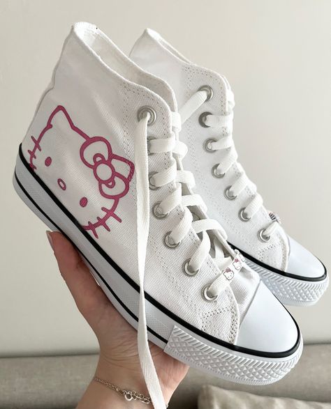 Welcome to WHITE OF CREATIVE shop! Here you can find special design shoes and products that you cannot find anywhere else. Hello Kitty Converse, Shoes Kawaii, Cute Converse Shoes, Hello Kitty Gifts, Cute Converse, Hello Kitty Shoes, Designed Shoes, Kitty Clothes, Hello Kitty Clothes