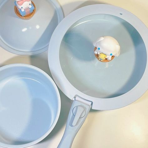 Cinnamoroll Kitchen, Cinnamonroll Aesthetic, Kawaii Cinnamoroll, Baking Gadgets, Japanese Room, Cute Furniture, Hello Kitty Clothes, Hello Kit, Gaming Room Setup