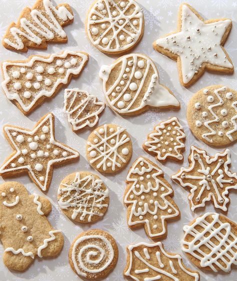 Sugar Cookie Cutouts, Brown Sugar Cookie Recipe, Meat Gifts, Banana Split Dessert, Cut Out Cookie Recipe, Brown Sugar Cookies, Cutout Cookies, Christmas Cutouts, Sugar Cookie Icing