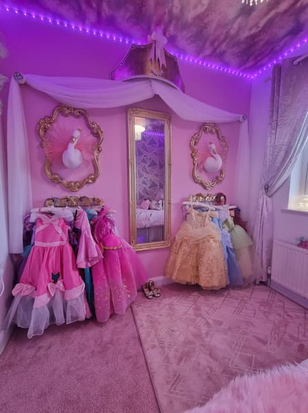 Princess Theme Room Ideas, Girl Room Themes Little Princess, Princess Room Ideas Toddler, Kids Princess Room, Princess Room Decor Ideas, Princess Bedroom Ideas Toddler, Princess Toddler Room, Princess Room Aesthetic, Princess Theme Room