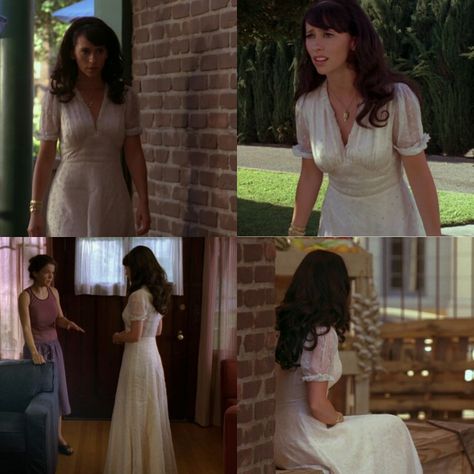 Respectable Outfits, Melinda Gordon Outfits Season 1, Ghost Whisperer Fashion Melinda Gordon Outfits, Melinda Gordon Aesthetic, Ghost Whisperer Outfits, Melinda Gordon Outfits, Ghost Whisperer Style, Lorelai Gilmore Style, Romantic Style Outfit