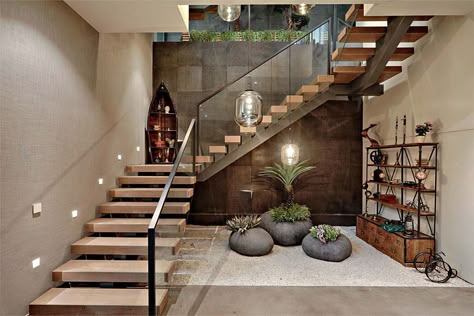 The Centaurus by Cityspace' 82 Architects | HomeAdore Case Minecraft, Staircase Interior Design, Staircase Design Modern, Stairs Design Interior, Outer Design, Stair Railing Design, Stairs Design Modern, Stairway Design, House Arch Design