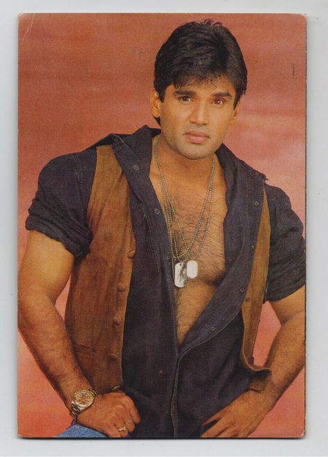 Sunil Shetty, Rishab Shetty Photos, Sunil Shetty Old Photos, Akshay Kumar Shilpa Shetty Photo, Shobha Shetty, Hd Images Of Anushka Shetty, 90s Films, Aamir Khan, Akshay Kumar