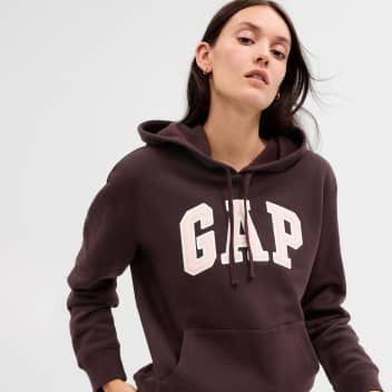 Women's New In | Gap® UK Gap Style, Hoodie Gap, Gap Sweatshirt, Gap Hoodie, Gap Logo, Browning Logo, Hoodie Xxl, Gap Women, Hoodie Outfit