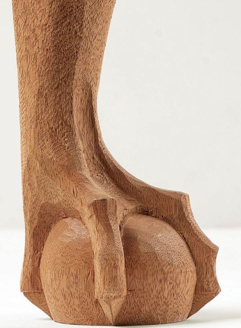 Carve a ball-and-claw foot - FineWoodworking Antique Furniture Living Room, Chippendale Furniture, Contemporary Sideboard, Shaker Furniture, Period Furniture, Furniture Feet, Antique Chairs, Wood Carving Art, Dining Table Design