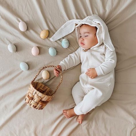 Baby Photo Shoot Ideas, Baby Easter Pictures, Baby Holiday Photos, Rabbit Hoodie, Easter Baby Photos, Baby Boy Easter Outfit Infants, Decorated Easter Eggs, Easter Romper, Baby Boy Easter