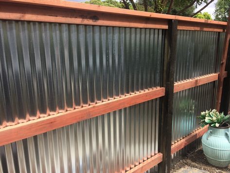 Wood And Galvanized Fence, Galvanized Fence Ideas Corrugated Sheets, Wood Metal Fence, Tin Fence Ideas, Corigated Metal Fence Diy, Galvanized Fence Ideas, Metal Fence Ideas Steel, Diy Metal Fence, Galvanized Metal Fence