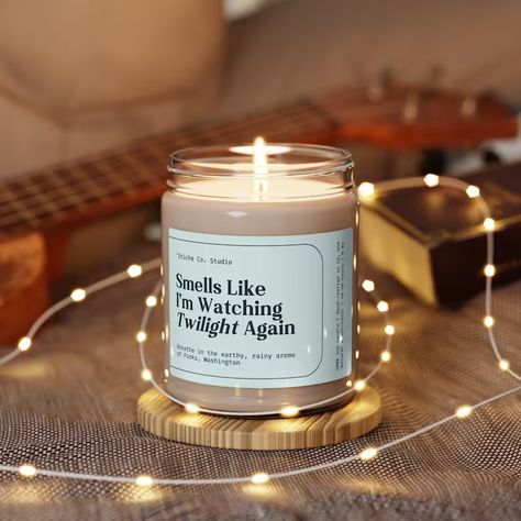 "This scent... It's like a drug to me." Perfect to light up every time you watch Twilight again, so like, once a week at least! ✿ CANDLE DETAILS ✿ » 100% natural soy wax, 100% cotton wick, and a glass jar. » One size: 2.8″ × 3.5" (7.1cm × 8.9cm), 9 oz. » 50-60 hour burn time. » Five different aromatic scents. » Crafted in the USA. Wes Brown, Candle Smells, Vegan Candles, Funny Candles, Apple Harvest, Steve Harrington, Cinnamon Vanilla, Anne Of Green Gables, Reykjavik