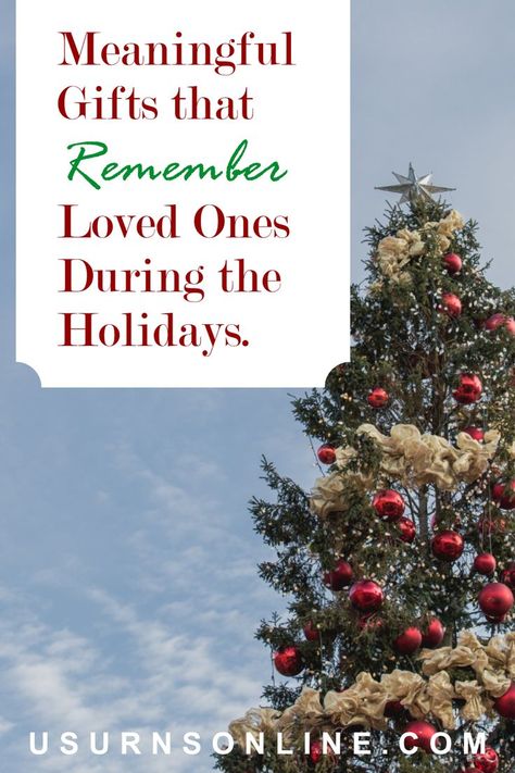 Meaningful Gifts to Cherish Loved Ones During the Holidays In Memory Christmas Ideas, Christmas Memorial Ideas Diy Gifts, Homemade Memorial Gifts, Teacher Memorial Ideas, Gifts For Grievers, Diy Memorial Ideas For Loved Ones, Memorial Christmas Gift, Bereaved Mothers, Spouse Gifts