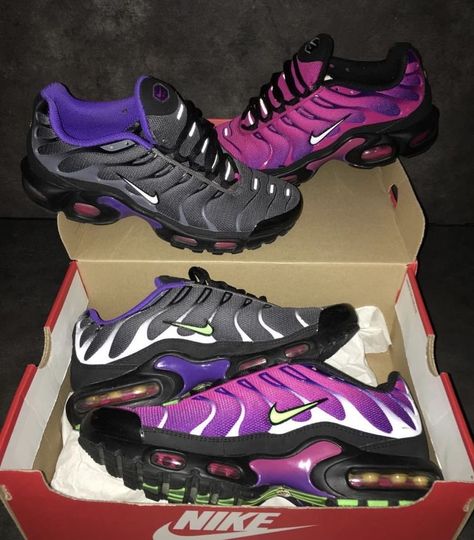 @easyonthetrigger Nike Tn Shoes, Nike Tn, Kicks Shoes, Nike Air Shoes, Fresh Shoes, Sport Shoes Women, Cute Nikes, Nike Air Max Plus, Air Max Plus