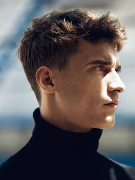 Top 17 Short Men's Haircuts for 2024: Stylish Trends and Modern Looks Mens Haircuts Straight Hair, Young Men Haircuts, Mens Haircuts Short Hair, Men Haircut Curly Hair, Classic Haircut, Mens Hairstyles Medium, Mens Hairstyles Thick Hair, Wavy Hair Men, Men's Short Hair