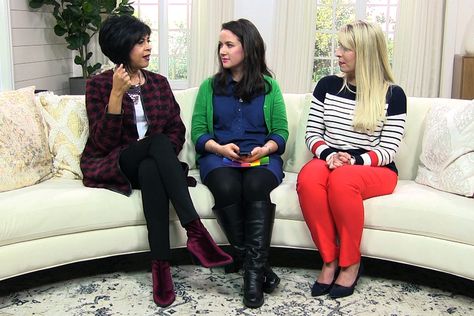 A recent board on StyleInspire sparked a discussion on whether or not burgundy was a Type 4 color, so lucky you—this broadcast of Q&A With the Experts f Dyt Type 4, Dyt Type 4 Clothes, Carol Tuttle, Lucky You, True Self, Type 4, Feminine Outfit, Body Language, Classic Beauty