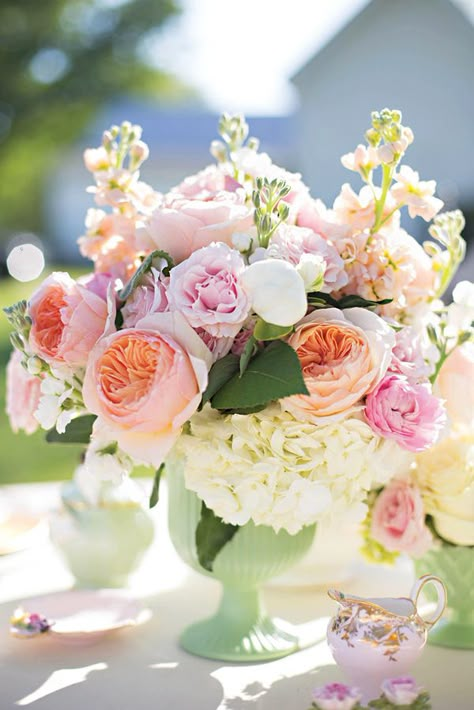 White Wedding Centerpieces, Pink And White Weddings, Peony Bouquet Wedding, Peonies And Hydrangeas, Tea Party Wedding, Wedding Floral Centerpieces, Peony Wedding, Wedding Table Flowers, Wedding Flowers Summer