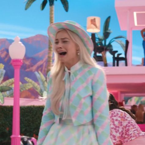 Barbie Movie Pfp 2023, Barbie Aesthetic Margot Robbie, Barbie Pfp Icon, Barbie Movies Memes Funny, Funny Tik Tok Pfp, Barbie Pfp Funny, Robbie Core Aesthetic, Barbie Movie Pictures, Barbie Memes Movie