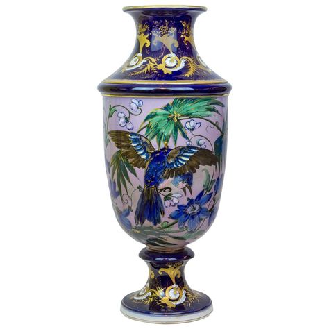 Chinese porcelain vase