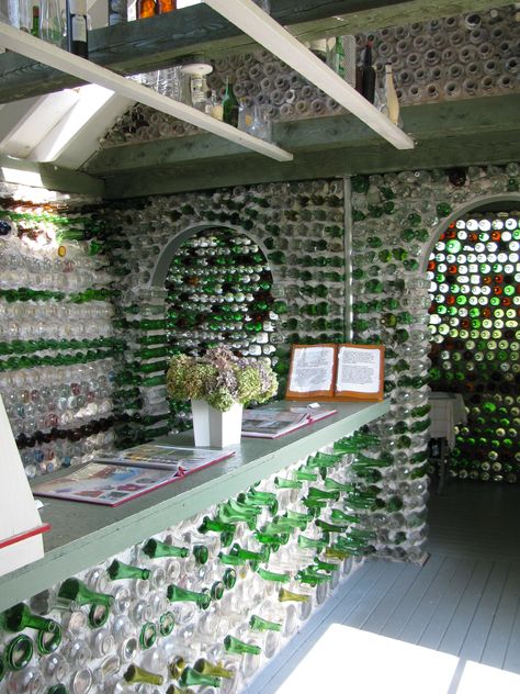 Bottled House - Prince Edward Island Diy Centrepieces, Wine Bottle Trees, Wine Bottle Garden, Pei Canada, Bottle Trees, House Cafe, Bottle House, Crazy House, Bottle Tree