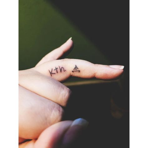 A Kim Taehyung inspired tattoo. I promise to find you in another life. Taehyung Name Tattoo, Bts Tattoo Ideas Taehyung, Kim Taehyung Tattoo Ideas, Taehyung Inspired Tattoo, Kim Taehyung Tattoo, Minimalists Tattoos, Taehyung Tattoo, Bts Inspired Tattoos, Bts Tattoo