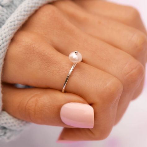 New Arrivals | Pura Vida Bracelets Pura Vida Rings, Pura Vida Bracelets, Pinky Promise, Pearl Hoop Earrings, Pearl Choker, Silver Pearls, Pearl Ring, Jewelry Plate, Summer Outfit