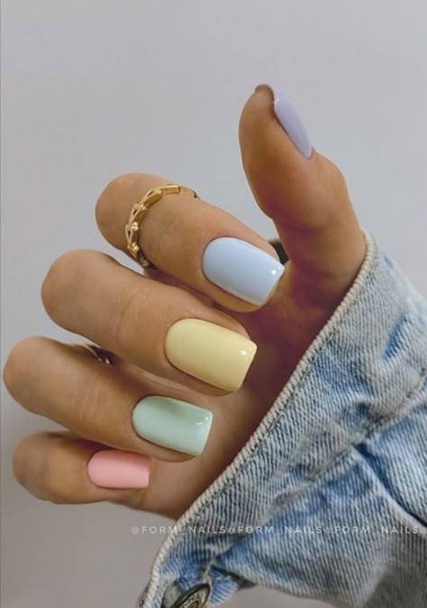 Pin by Shelby Shuman on Nails in 2022 | Chic nails, Fashion nails, Cute gel nails Simple Gel Nails, Casual Nails, Cute Gel Nails, Nails 2023, Short Acrylic Nails Designs, Girls Nails, Classy Nails, Chic Nails, Summer Nail